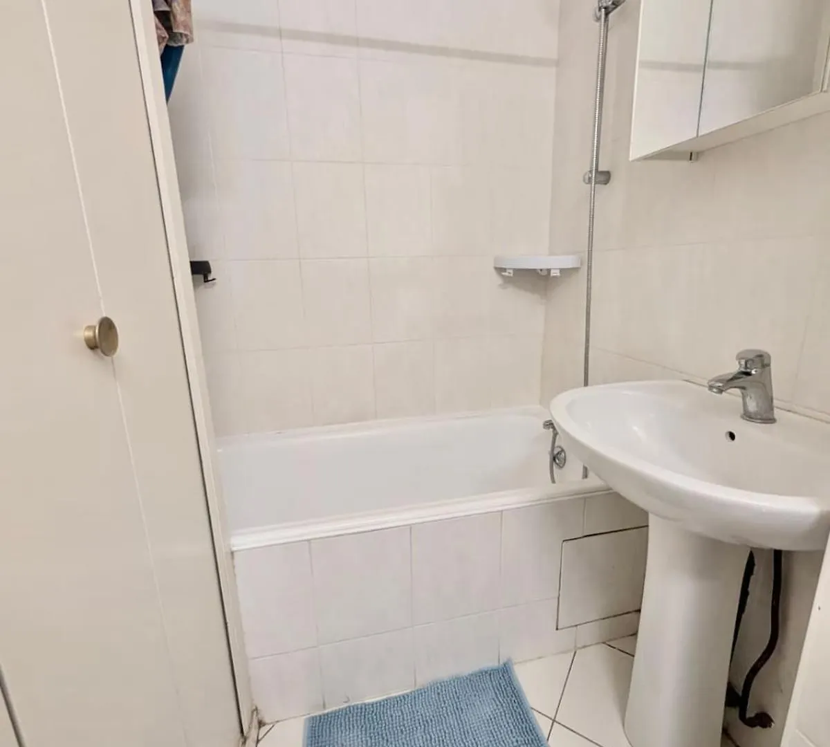 Spacious 80M2 Apartment - 8Th Floor, Free Parking, Sleeps 5 Grenoble
